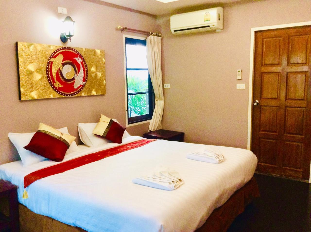 The Nine Guest House Kanchanaburi City Exterior photo
