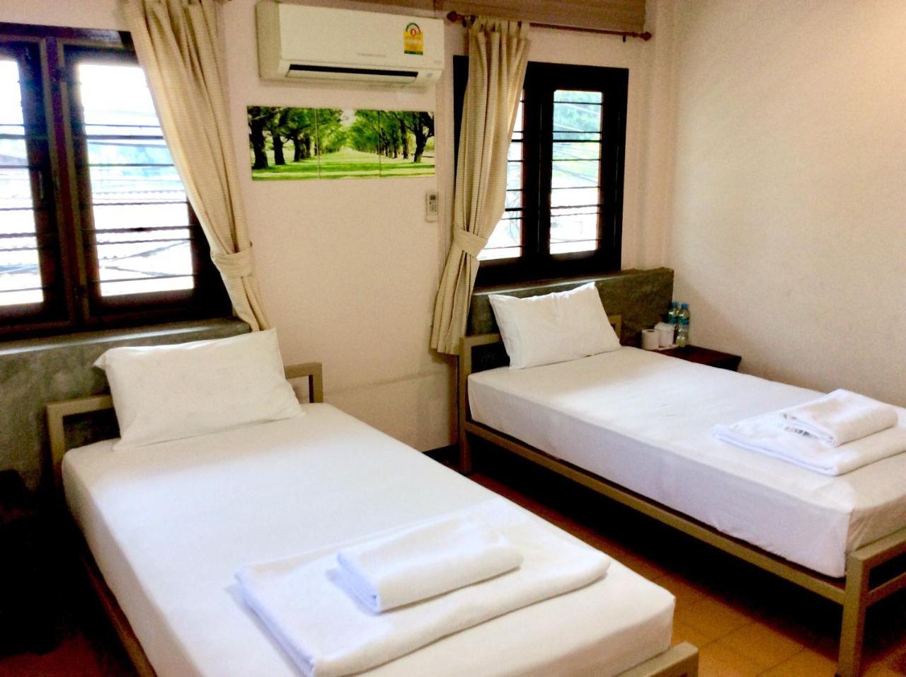 The Nine Guest House Kanchanaburi City Exterior photo