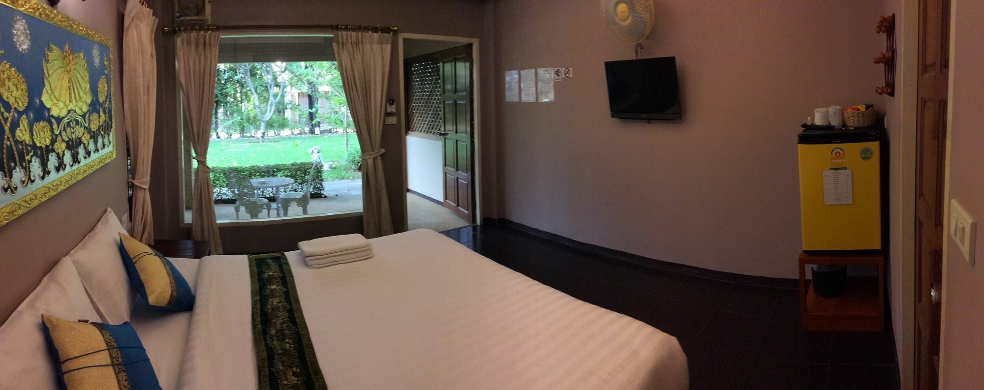 The Nine Guest House Kanchanaburi City Exterior photo