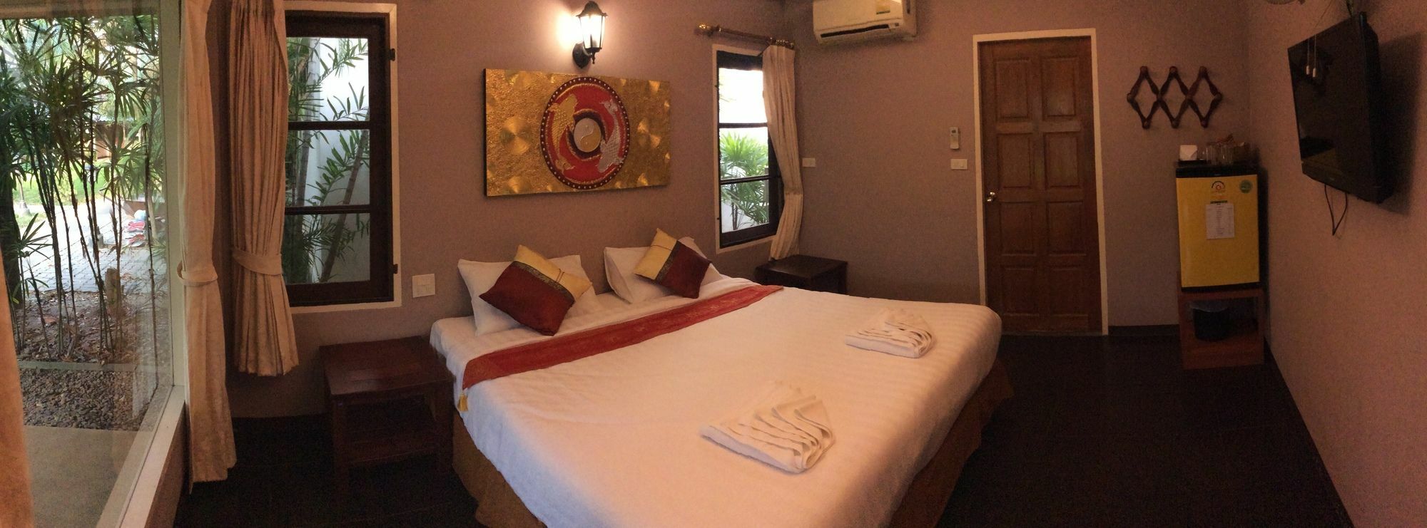 The Nine Guest House Kanchanaburi City Exterior photo