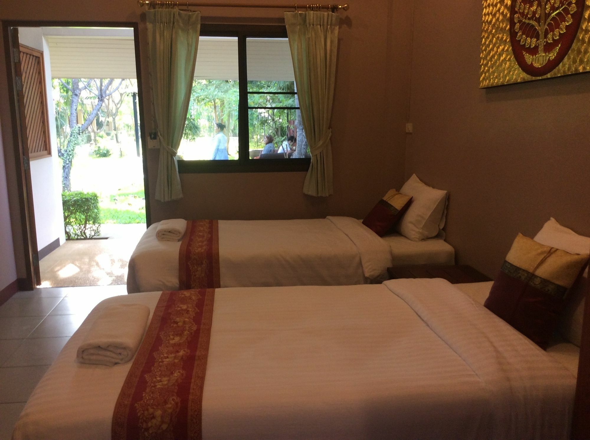 The Nine Guest House Kanchanaburi City Exterior photo