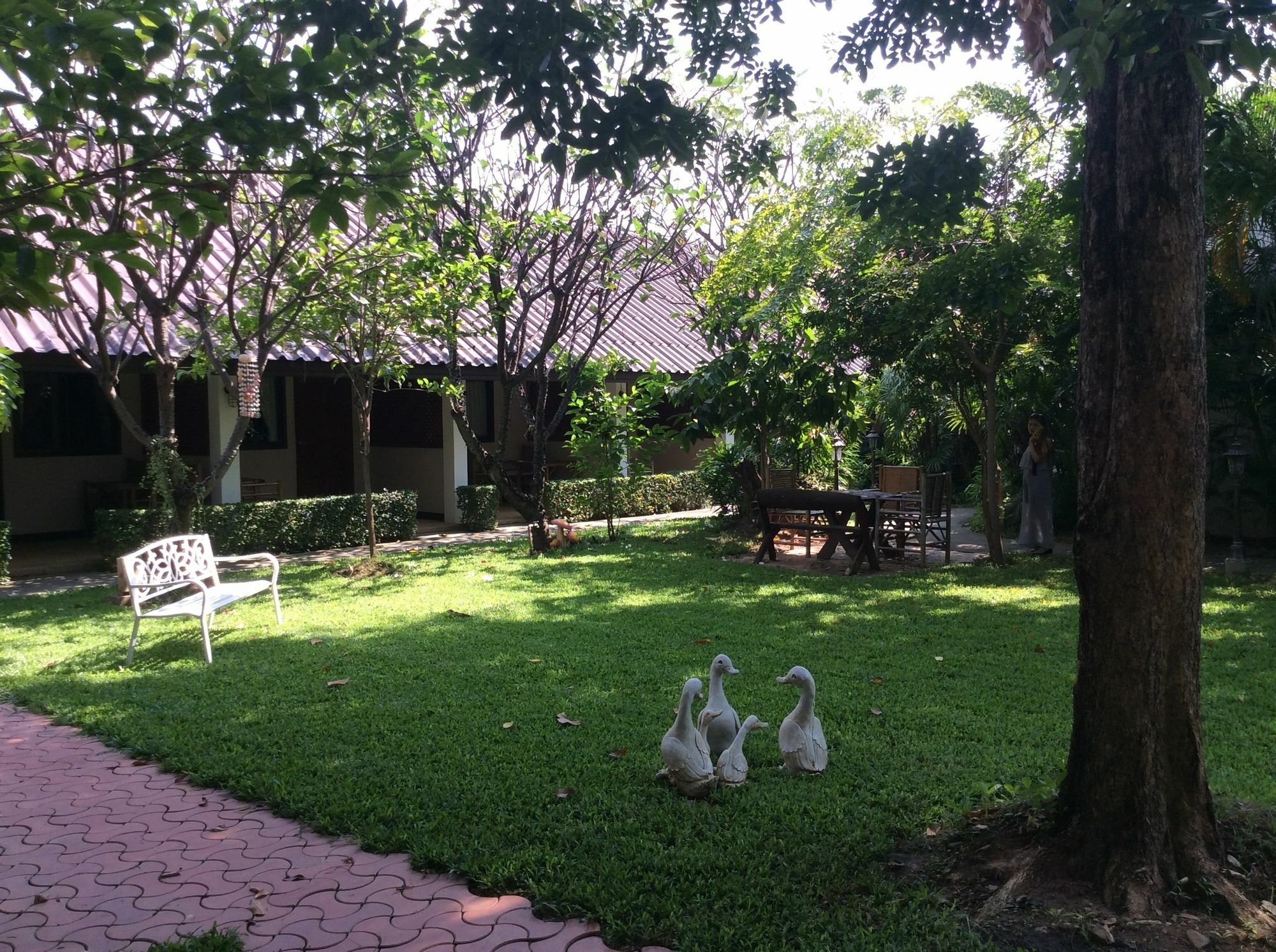 The Nine Guest House Kanchanaburi City Exterior photo